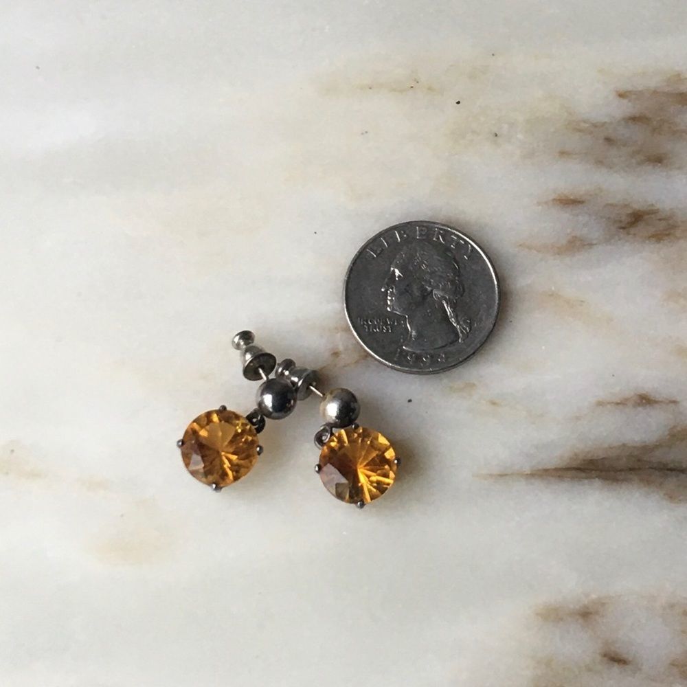 Vintage | Orange Dangly Studs - Picture 4 of 4